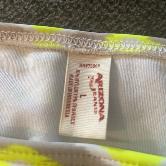 Neon geometric bikini set - Picture 6 of 6